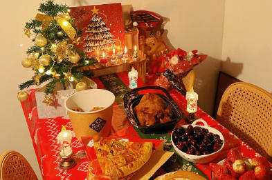 TikTok Shop圣诞爆款 动画雪人礼袋热销700万