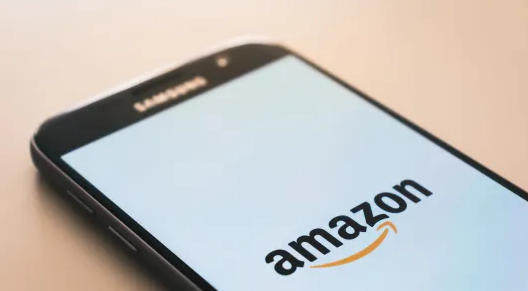 关税致亚马逊涨29%，沃尔玛塔吉特跟涨